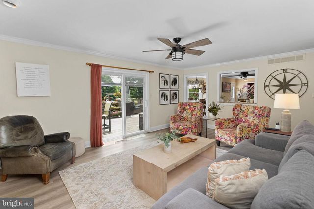 10 SECRETARIO WAY, Hamilton, NJ 08690