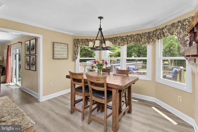 10 SECRETARIO WAY, Hamilton, NJ 08690