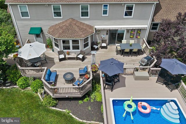 10 SECRETARIO WAY, Hamilton, NJ 08690