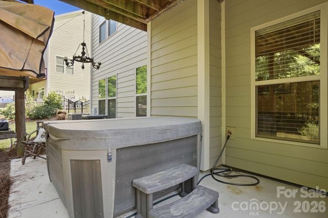522 Iron Horse Lane, Midland, NC 28107