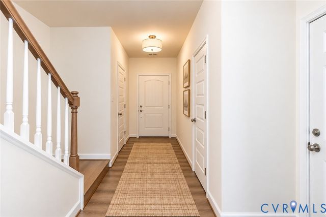 18365 Palisades Ct, Moseley, VA 23120