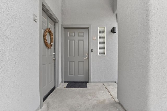 7401 W Arrowhead Clubhouse Drive Unit 2045, Glendale, AZ 85308