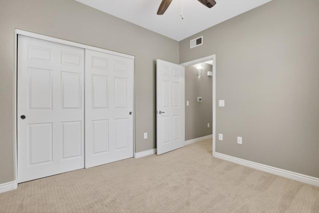 7401 W Arrowhead Clubhouse Drive Unit 2045, Glendale, AZ 85308