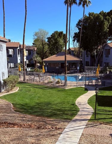7401 W Arrowhead Clubhouse Drive Unit 2045, Glendale, AZ 85308