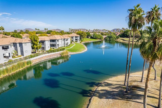 7401 W Arrowhead Clubhouse Drive Unit 2045, Glendale, AZ 85308