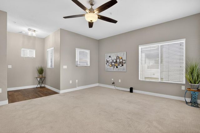 7401 W Arrowhead Clubhouse Drive Unit 2045, Glendale, AZ 85308