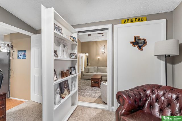 1218 N 145 Plaza, Omaha, NE 68154