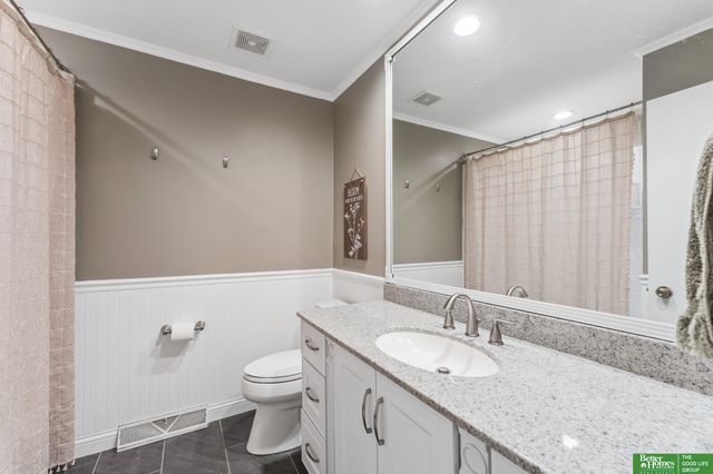 1218 N 145 Plaza, Omaha, NE 68154