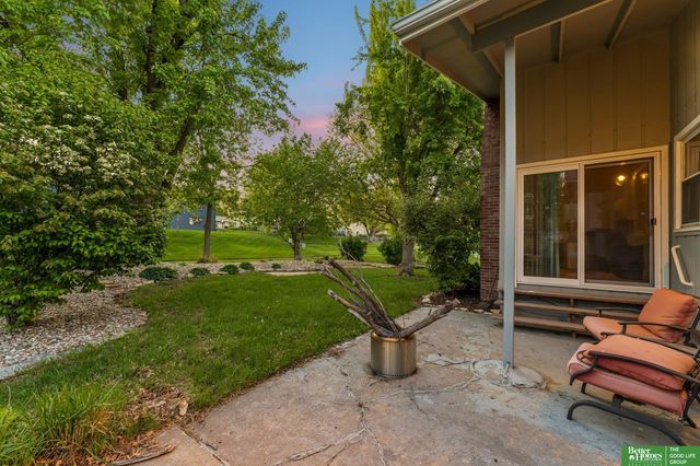 1218 N 145 Plaza, Omaha, NE 68154