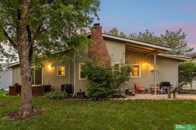 1218 N 145 Plaza, Omaha, NE 68154