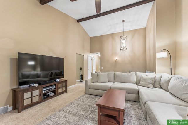 1218 N 145 Plaza, Omaha, NE 68154