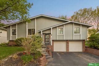 1218 N 145 Plaza, Omaha, NE 68154