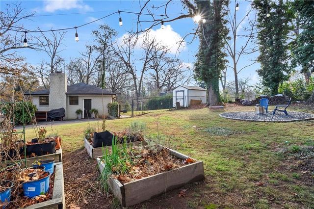 213 Indian Trail, Marietta, GA 30068