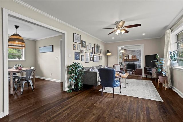 213 Indian Trail, Marietta, GA 30068