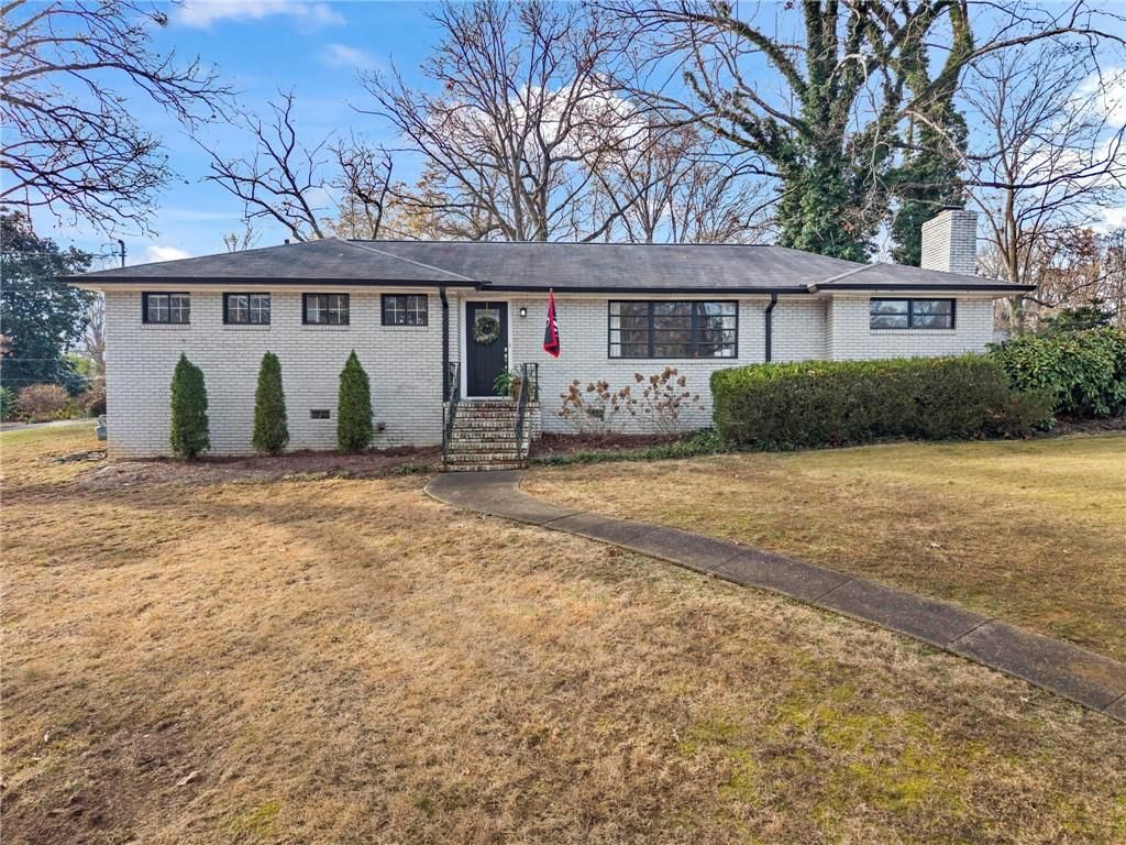 213 Indian Trail, Marietta, GA 30068