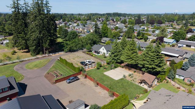 6955 Fir Grove Ln N, Keizer, OR 97303