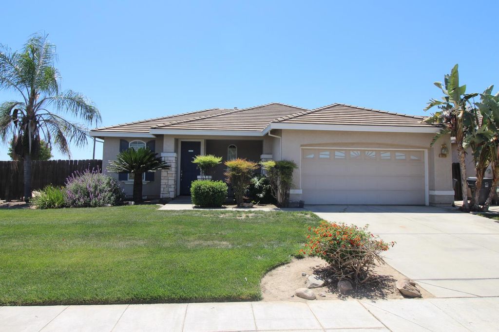 1014 Mango, Madera, CA 93637