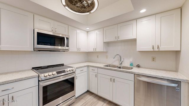 4200 N MILLER Road 309, Scottsdale, AZ 85251