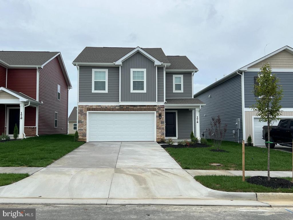 174 HAMSTEAD DR, Stephens City, VA 22655