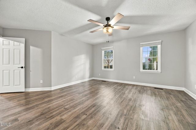 5109 Knightsbridge Way, Raleigh, NC 27604