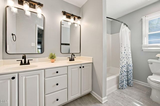5109 Knightsbridge Way, Raleigh, NC 27604