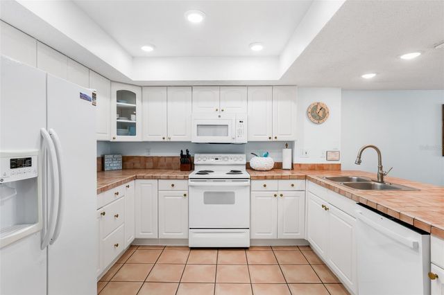 17500 GULF BOULEVARD 407, Redington Shores, FL 33708