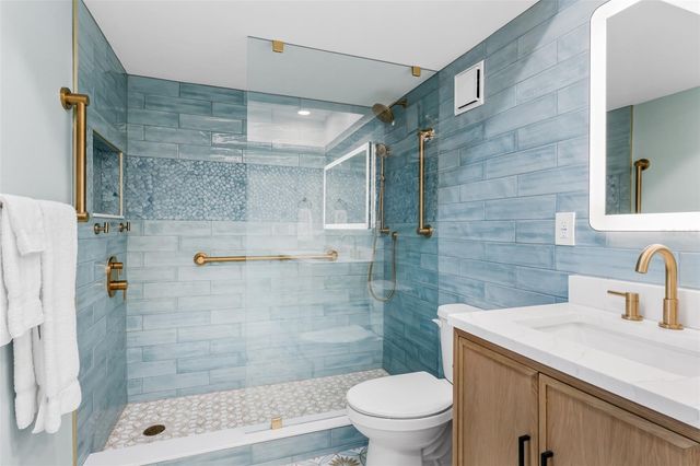 17500 GULF BOULEVARD 407, Redington Shores, FL 33708