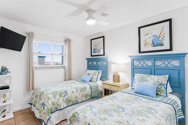 17500 GULF BOULEVARD 407, Redington Shores, FL 33708