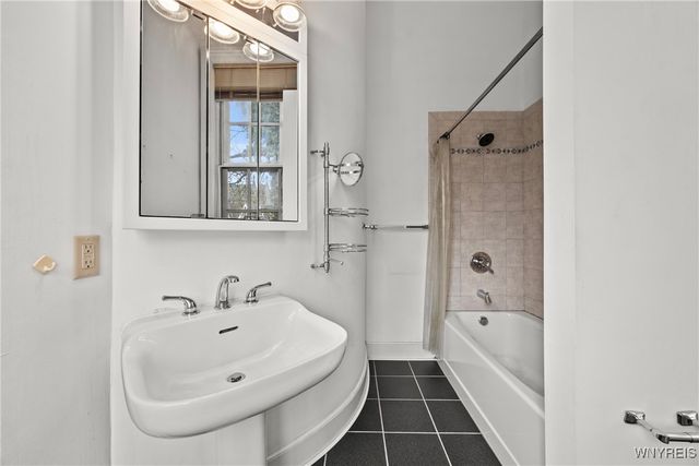 125 Edward Street 1J, Buffalo, NY 14201