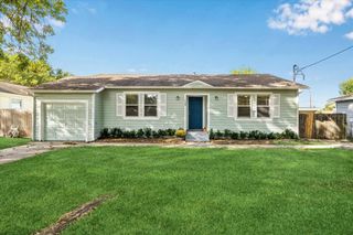 129 E 6th Street, Deer Park, TX 77536