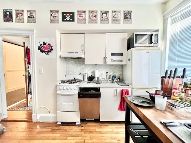 1330 Commonwealth Ave 29, Boston, MA 02134