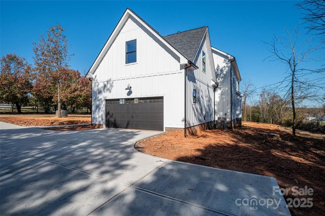 4762 Lazy Lane, Denver, NC 28037