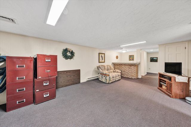 5040 Pleasant Hill DR, Roanoke, VA 24018
