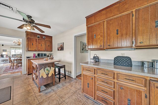 5040 Pleasant Hill DR, Roanoke, VA 24018