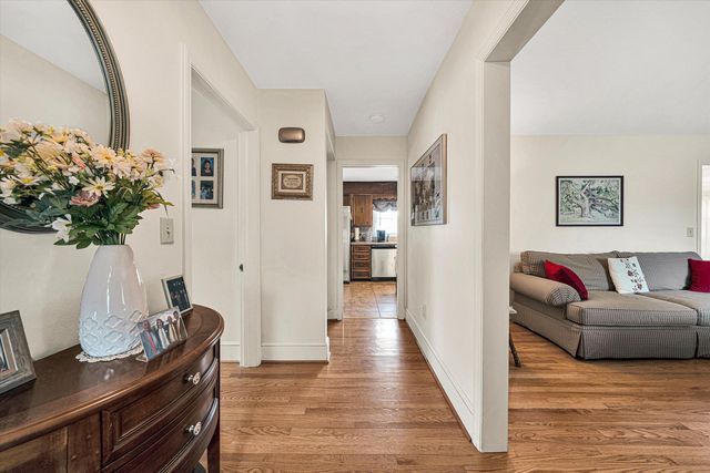 5040 Pleasant Hill DR, Roanoke, VA 24018