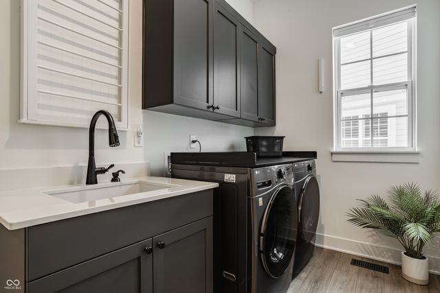 1951 Granville Drive, Westfield, IN 46074