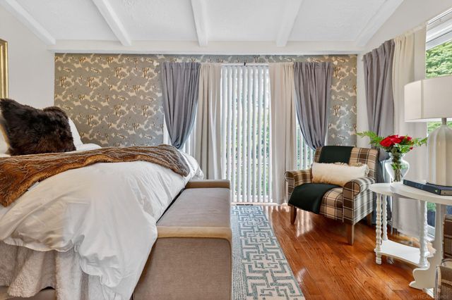 627 S Rembrandt Avenue, Royal Oak, MI 48067