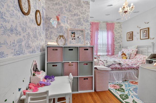 627 S Rembrandt Avenue, Royal Oak, MI 48067