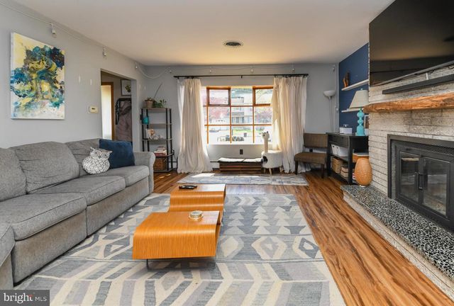 111 ATKINS AVE, Hamilton, NJ 08610