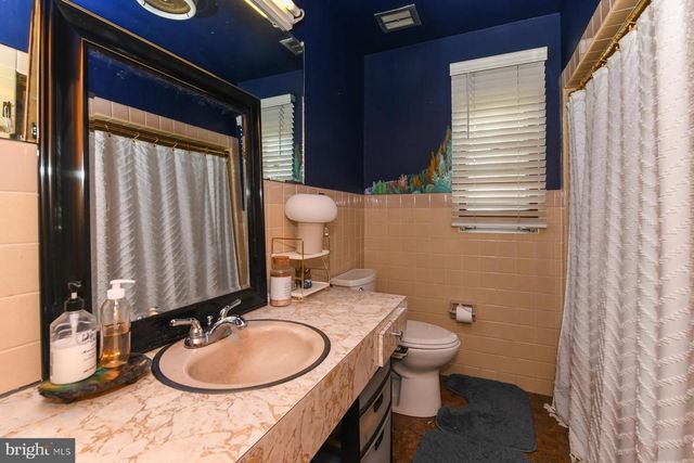 111 ATKINS AVE, Hamilton, NJ 08610