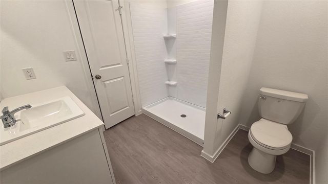 110 Canadian CV, Uhland, TX 78640
