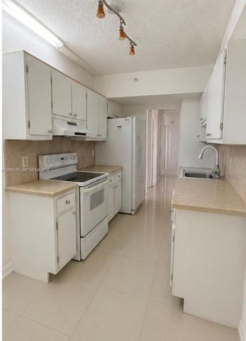 4001 Hillcrest Dr 614, Hollywood, FL 33021