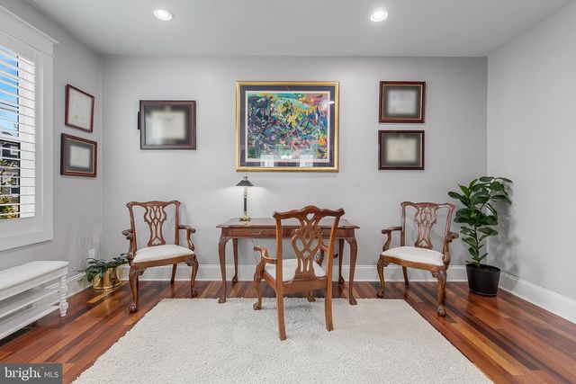 606 BARTON ST, Arlington, VA 22204