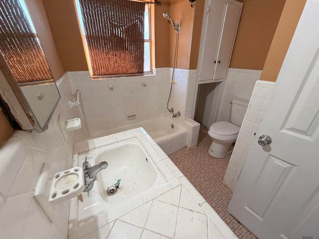 38508 La Hwy 74, Gonzales, LA 70737