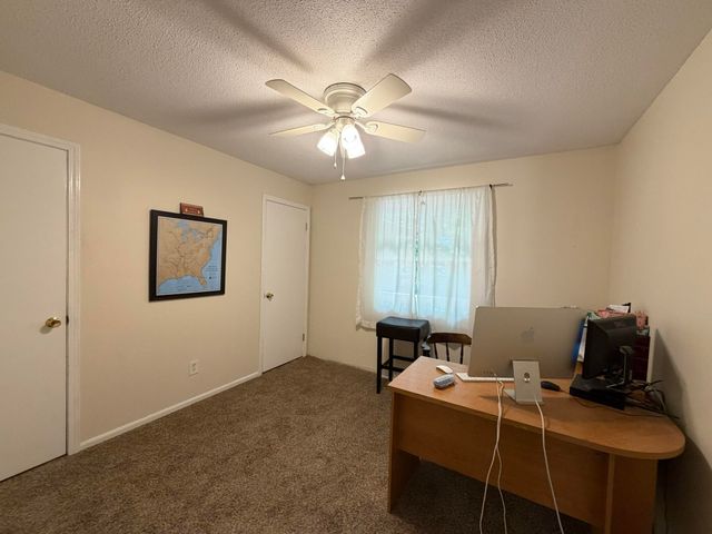 9051 Algoma Avenue NE, Rockford, MI 49341
