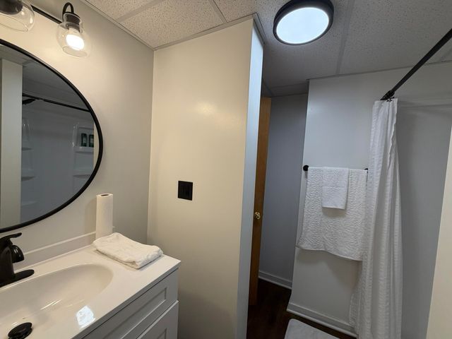 9051 Algoma Avenue NE, Rockford, MI 49341