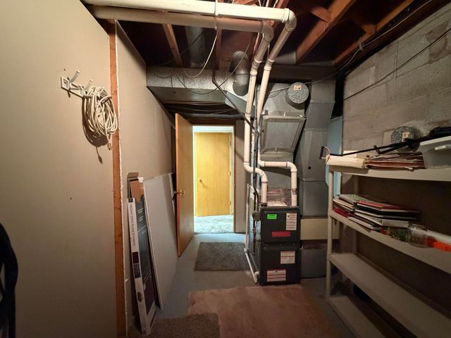 9051 Algoma Avenue NE, Rockford, MI 49341