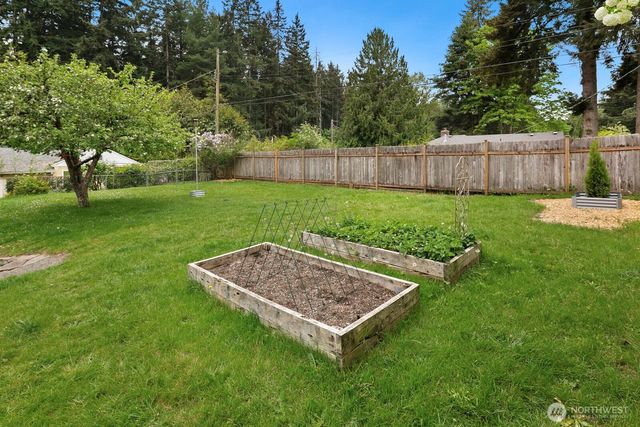 16511 22nd Avenue NE, Shoreline, WA 98155