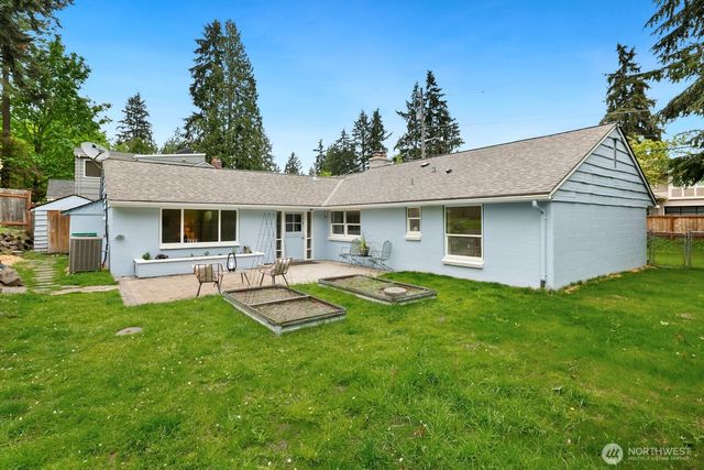 16511 22nd Avenue NE, Shoreline, WA 98155