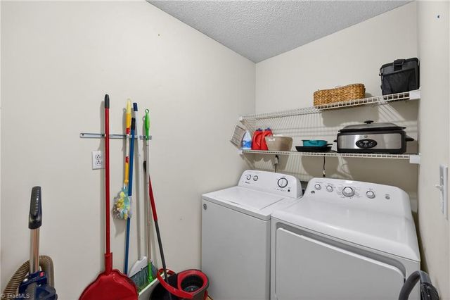 368 Fox Creek Lane, Lexington, NC 27292